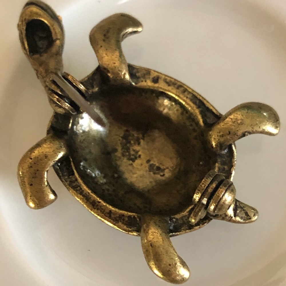 Vintage Rhinestone Turtle Brooch Pin - Picture 5 of 5